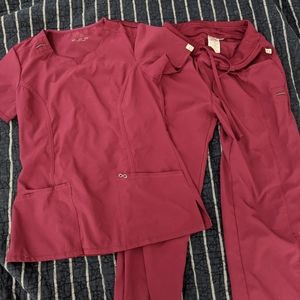 Burgundy/wine cherokee infinity scrub set